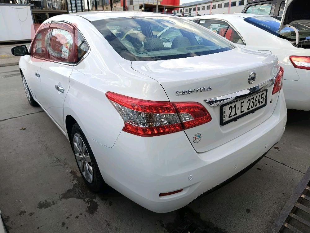 نیسان سێنترا